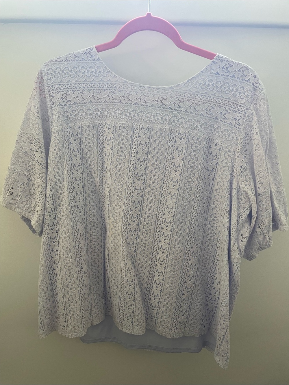 Ann Taylor Lavender Lace Short Sleeve Blouse